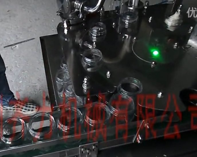 玻璃瓶灌裝機